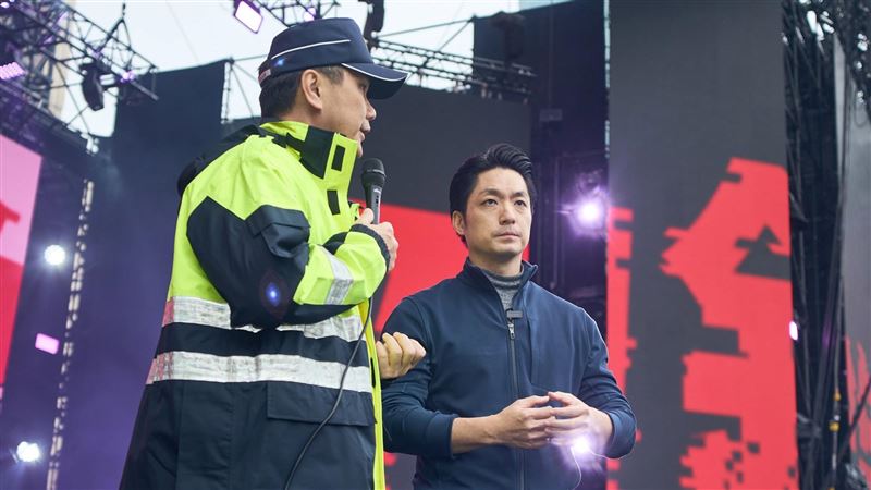 留言小編來不急刪？蔣萬安要感謝沈伯洋？