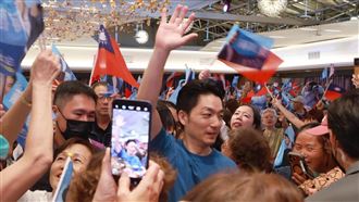 蔣萬安遭留言狂灌！藍議員：真的大開眼界