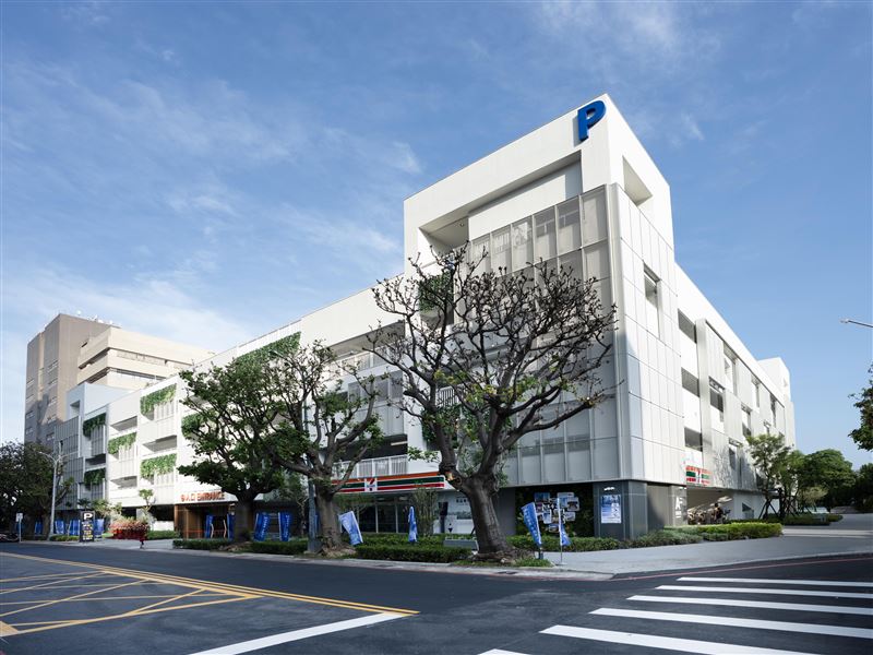 崇德殯儀館改建施工期間,民眾可以多利用中賓立體停車場。(圖/翻攝畫面)