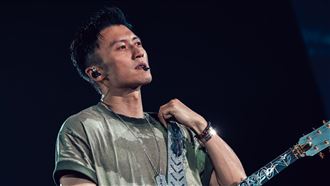 謝霆鋒叛逆黑歷史遭掀！曾一拳打凹保母車