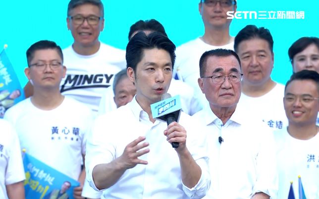 蔣萬安出席新北造勢場。(圖/翻攝畫面)
