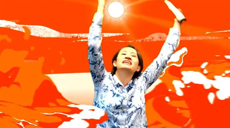 豁出去挺沈伯洋！蕭美琴大跳海帶舞學貓叫