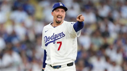 史奈爾狂丟5保送　3.2局90球道奇直接換投