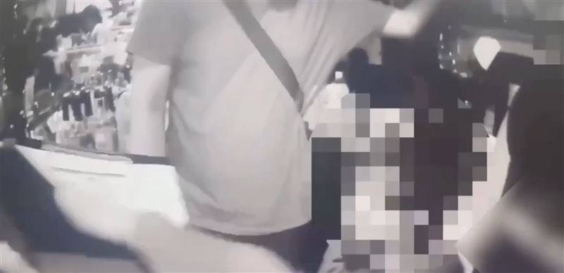 針對被指控警方於搜索時至並未出示搜索票一事,今(5日)北市警局長林炎田回應。(圖/翻攝畫面)