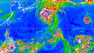 三颱共舞！氣象粉專揭「共伴效應」