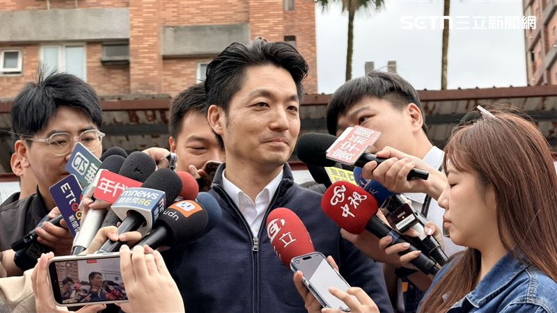 沈伯洋辯論全簽！蔣萬安只簽TVBS這樣說