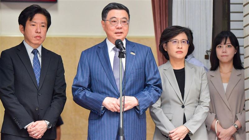 徐佳青遭控私用公務車　卓揆：要提高自律