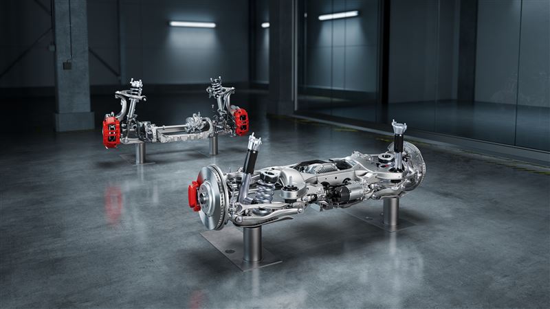 可變AMG Performance 4MATIC+四輪驅動,前後軸動力可以隨時調整。(圖/Mercedes-AMG提供)