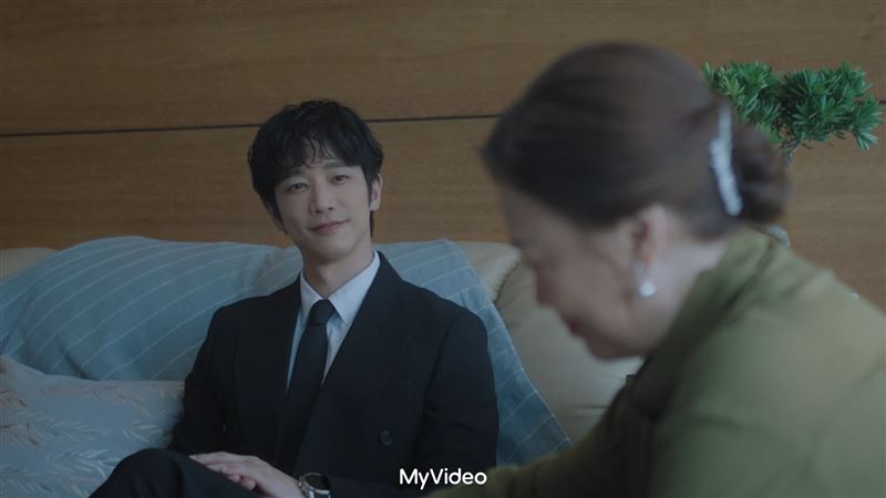 《神之手》劉以豪飾演專替權貴「善後」的危機處理高手「司徒楓」。(圖/台灣大哥大MyVideo提供)