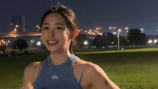 梓梓被讚年紀越大越勝利　親揭變美關鍵