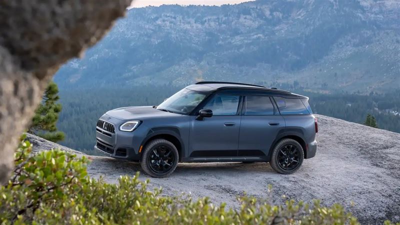 MINI Countryman Untamed Edition換上全地形胎,再搭配ALL4四輪驅動。(圖/翻攝MINI網站)