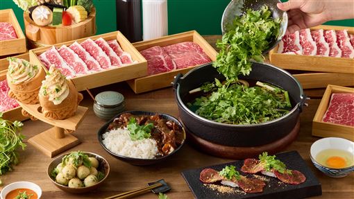 火鍋吃到飽開賣「香菜壽司、香菜壽喜燒」