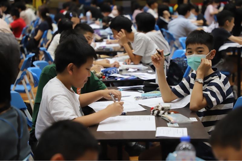 從「自己想」到「一起想」，TRML國小數學競賽透過多元競賽形式，培養學生思考、溝通與問題解決能力。（圖／九九文教基金會提供）