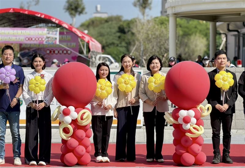 高鐵特區文小非營利幼兒園竣工啟用，張嘉郡：完善教保服務減輕家庭育兒負擔