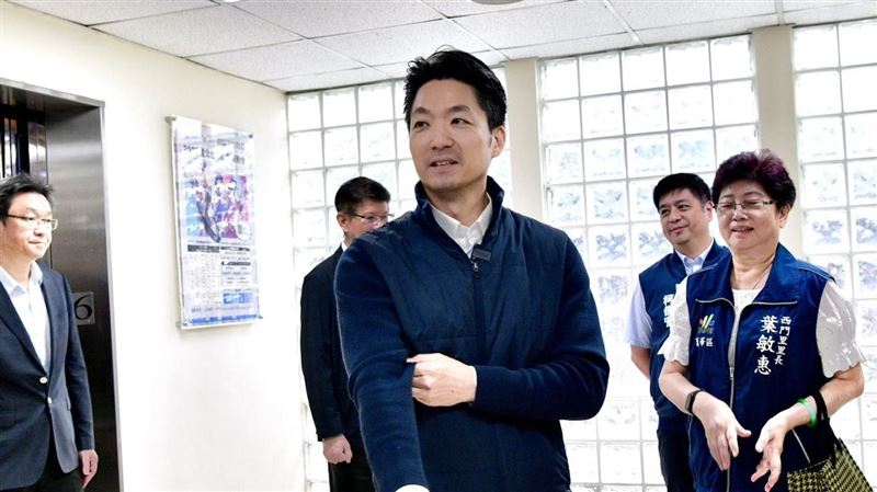 蔣萬安視察美沙冬門診「列公開行程」挨轟
