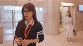 賈永婕喊偷懶要扣錢　李多慧101上班臭臉