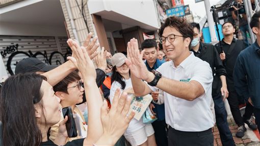 趙少康哪有放水！媒體人看沈伯洋專訪表態