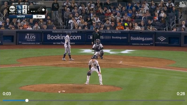 佛里德(Max Fried)挨超前比數2分砲,在投手丘上雙手撐膝。(圖/翻攝自MLB官網)