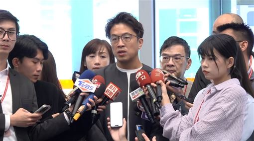 沈伯洋遭跟監　網紅曾酸他被害妄想症挨轟