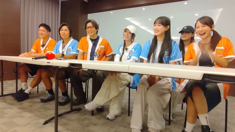 許孟哲（左起）、王仁甫、孫協志、蔡黃汝、邊荷律、林莎。（圖／記者鍾智凱攝影）