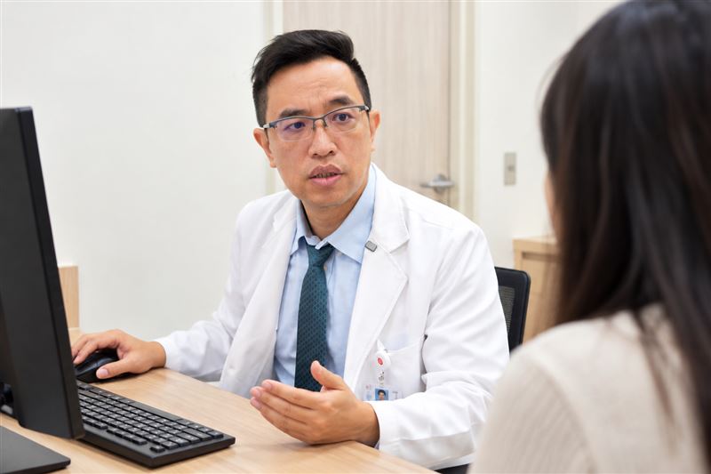 吳姓女患者經過主動脈瓣膜置換術心臟手術,仍出現重度慢性疲勞,嚴重影響日常生活。(圖/光田醫院提供)