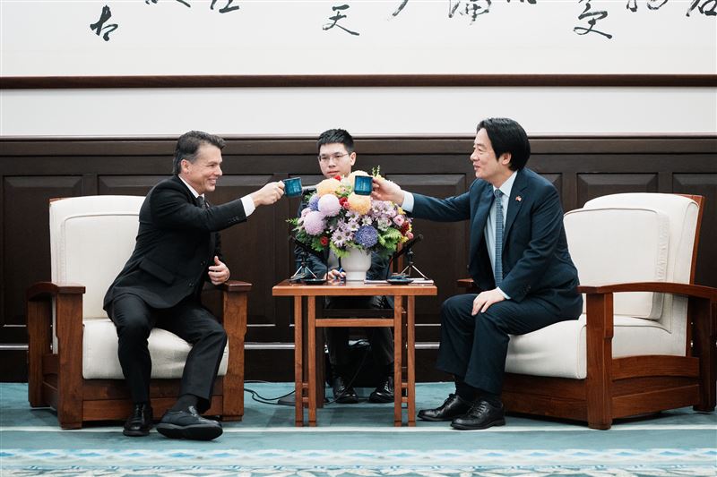 總統賴清德接見美國聯邦眾議院「預算委員會」民主黨首席議員博伊爾訪問團(圖/總統府提供)