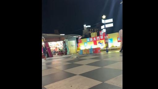 東大門夜市驚傳持刀！遊客狂奔宛如大逃殺
