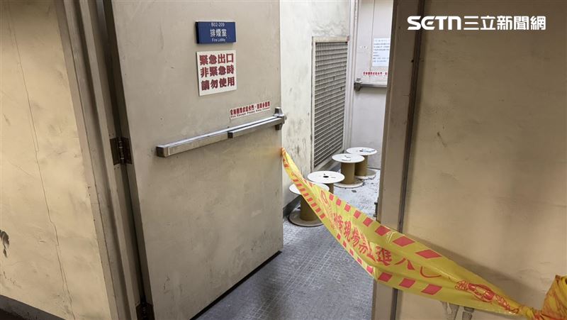 台北市南港火車站排煙室發生火警。(圖/翻攝畫面)