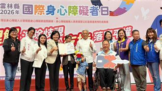 張嘉郡加碼：身障者60歲可享敬老卡福利