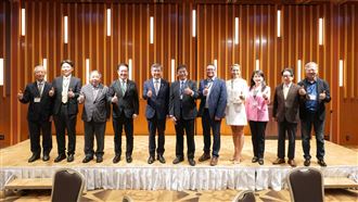 李逸洋、日國會議員齊聚橫濱　搭台日橋樑