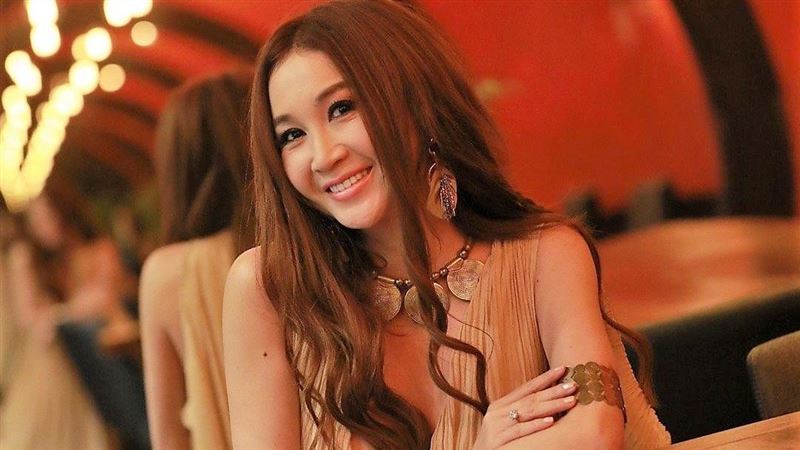 溫碧霞嫁入豪門26年！維持婚姻全靠這一招
