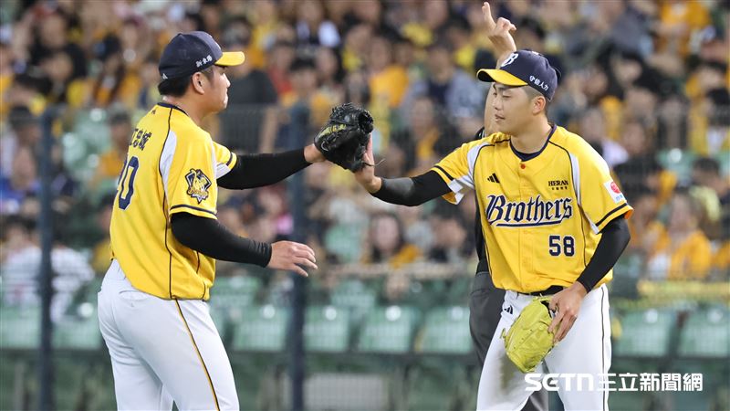 中職37年季後挑戰賽G1，中信兄弟換上第3任投手呂彥青。（圖／記者劉彥池攝影）