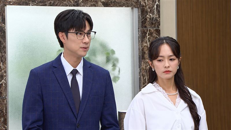 劉書宏飾演的金正宇禁不起金錢與權勢誘惑,背叛交往多年的女友林書瑤。(圖/三立提供)
