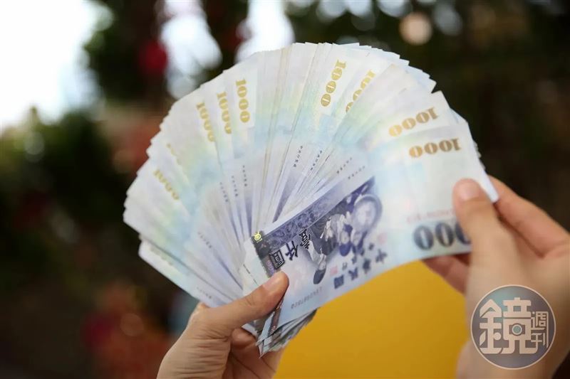 TPOC台灣議題研究中心指出,國民黨P/N值0.38高於民進黨的0.35,以「還稅於民」及「普發2萬」成功獲得較多正向回應。(示意圖)