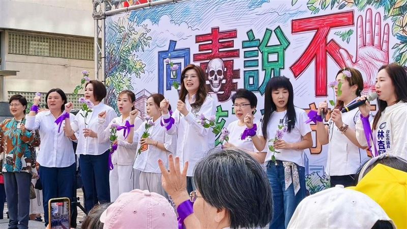 李彥秀稱「社工將在社區發毒品」　網轟爆