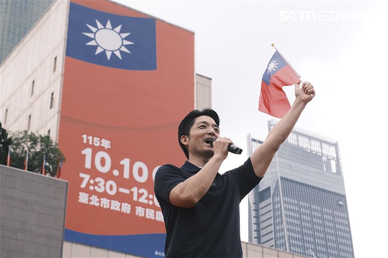 李彥秀造謠引發社工憤怒,蔣萬安避而不談道歉與否,反指「源頭是2014沈伯洋的文章」。(圖/記者楊士誼攝影)