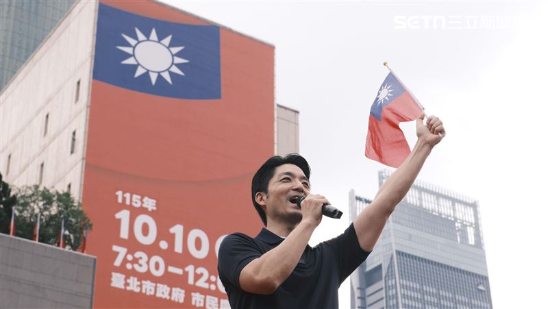 蔣萬安國慶升旗　台灣變「這片土地」