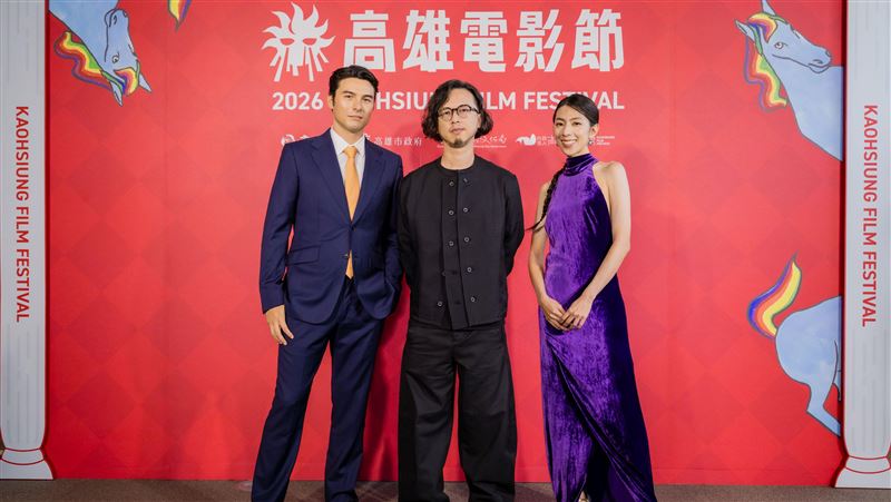 鳳小岳育兒秘訣曝光　初孟軒曝初約會糗事