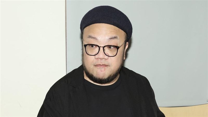 逸祥模仿沈伯洋惹議！名導發聲「不贊成」