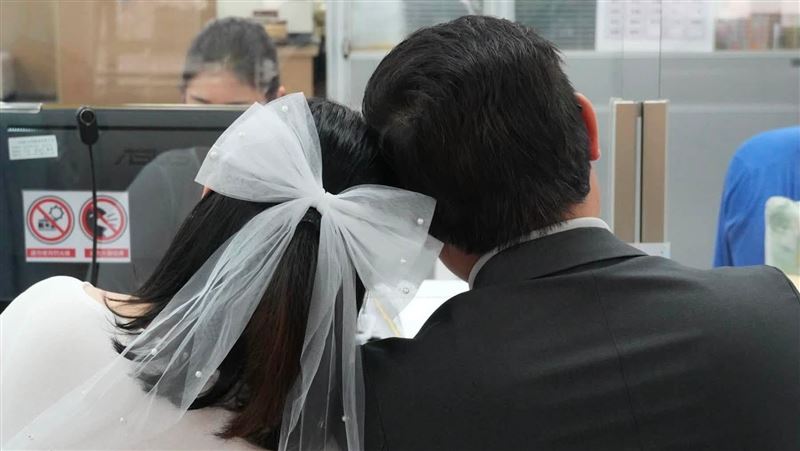 新／國慶爆喜訊！北市議員宣布：我結婚了