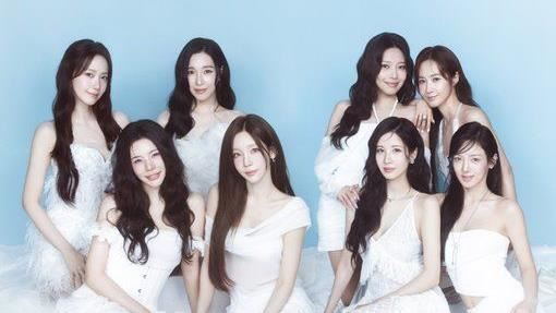 少女時代20週年合體了　年曆形象照曝光