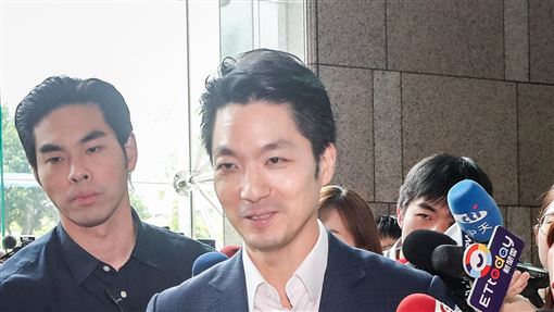 松機遷移？蔣萬安就像大雄考卷塞進榻榻米