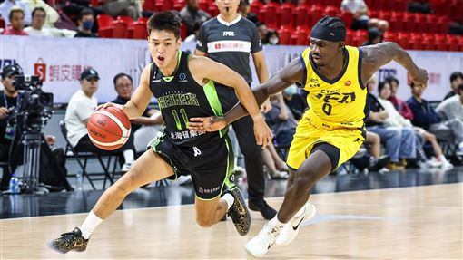 埔里國小到場支持　林俊吉砍23分率隊搶勝