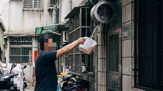廚房被潑尿？鍋碗瓢盆全遭殃…鄰居超崩潰