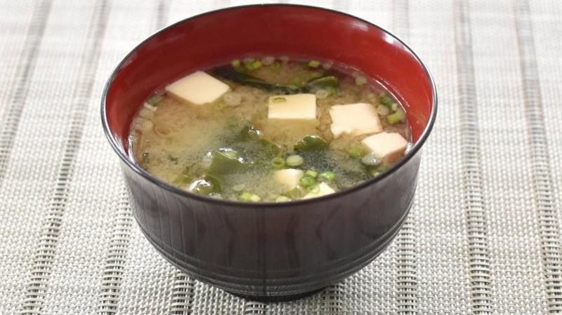 日本國湯味噌湯　台灣該選誰網友戰翻