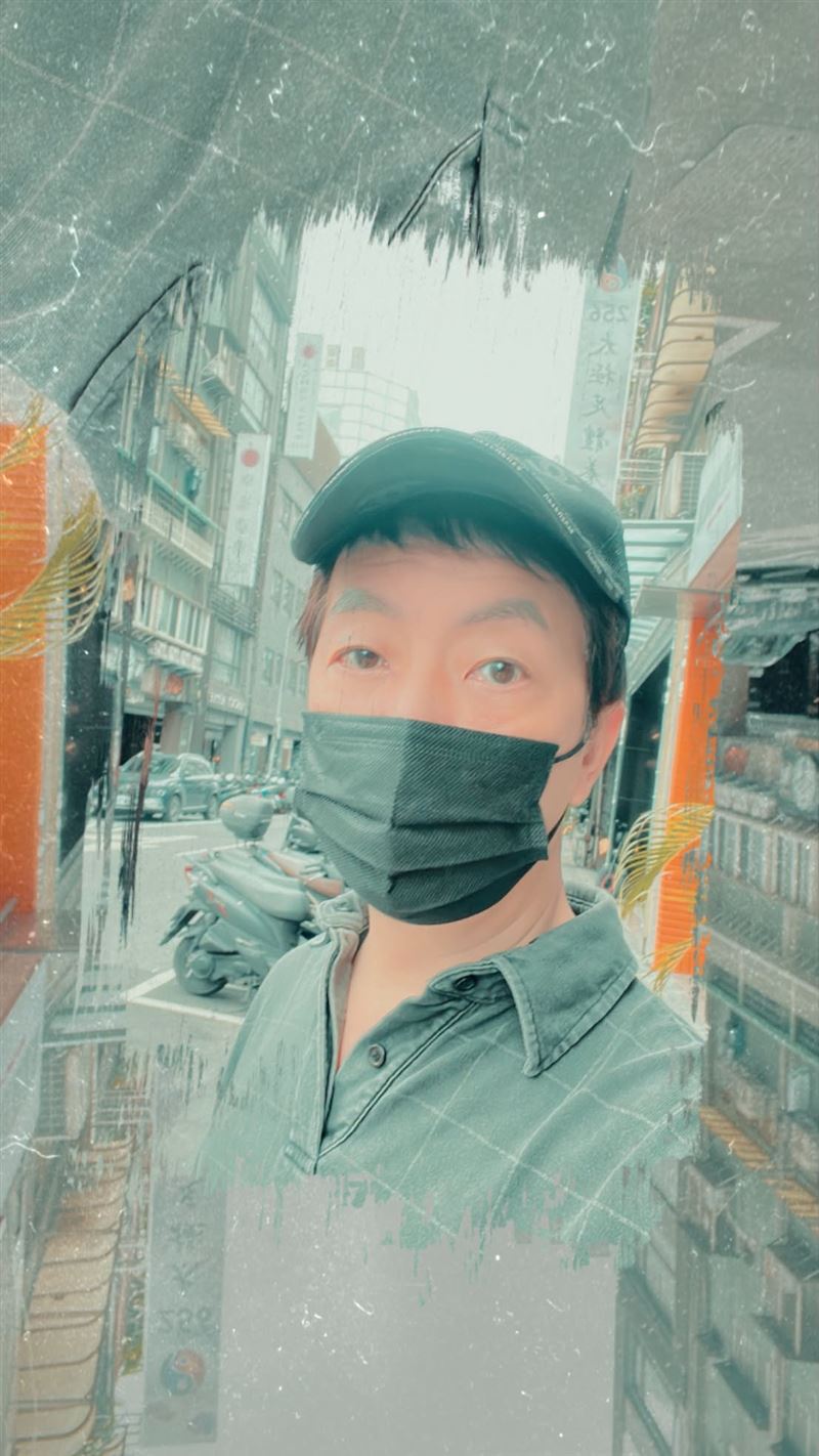 粘立人在臉書分享近日被認出一事,感謝粉絲的關注和鼓勵。(圖/翻攝自臉書)
