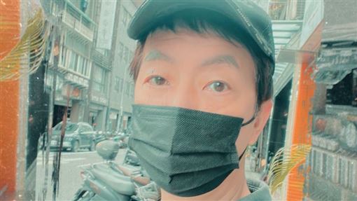 粘立人戴口罩上街仍被認出　本人反應曝