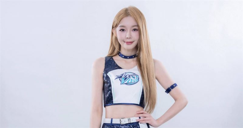 Yuri分享首度接任臺中連莊啦啦隊「ACE VIVA」隊長的心情。(圖/LEXX原質娛樂提供)