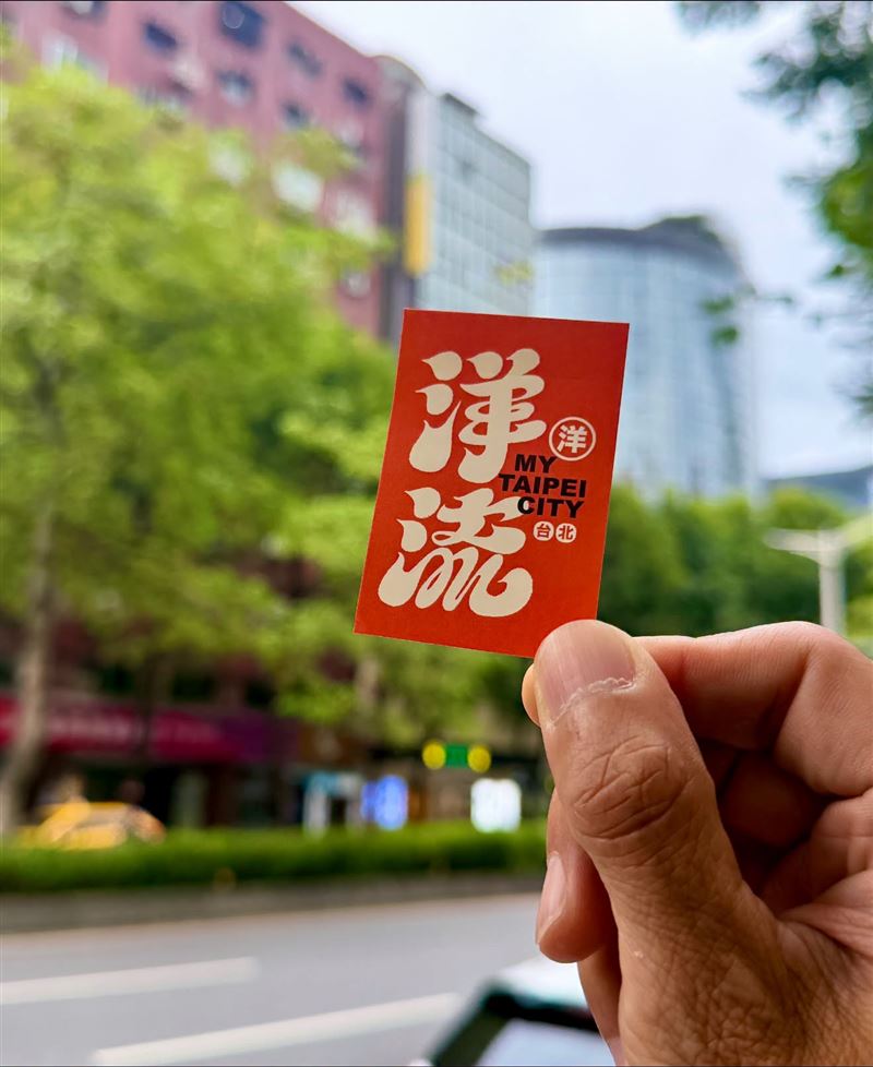 柯宇綸多次公開聲援沈伯洋。(圖/翻攝自柯宇綸臉書)