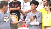 宜芳證實離開台灣1年　胡瓜祝交中東油王